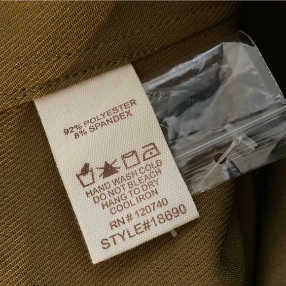 Cropped Wide Leg Trousers - Picture 7 of 8